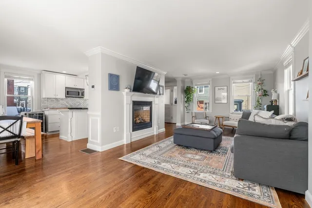 $1,389,000 | 19 North Mead Street, Boston, MA 02129
