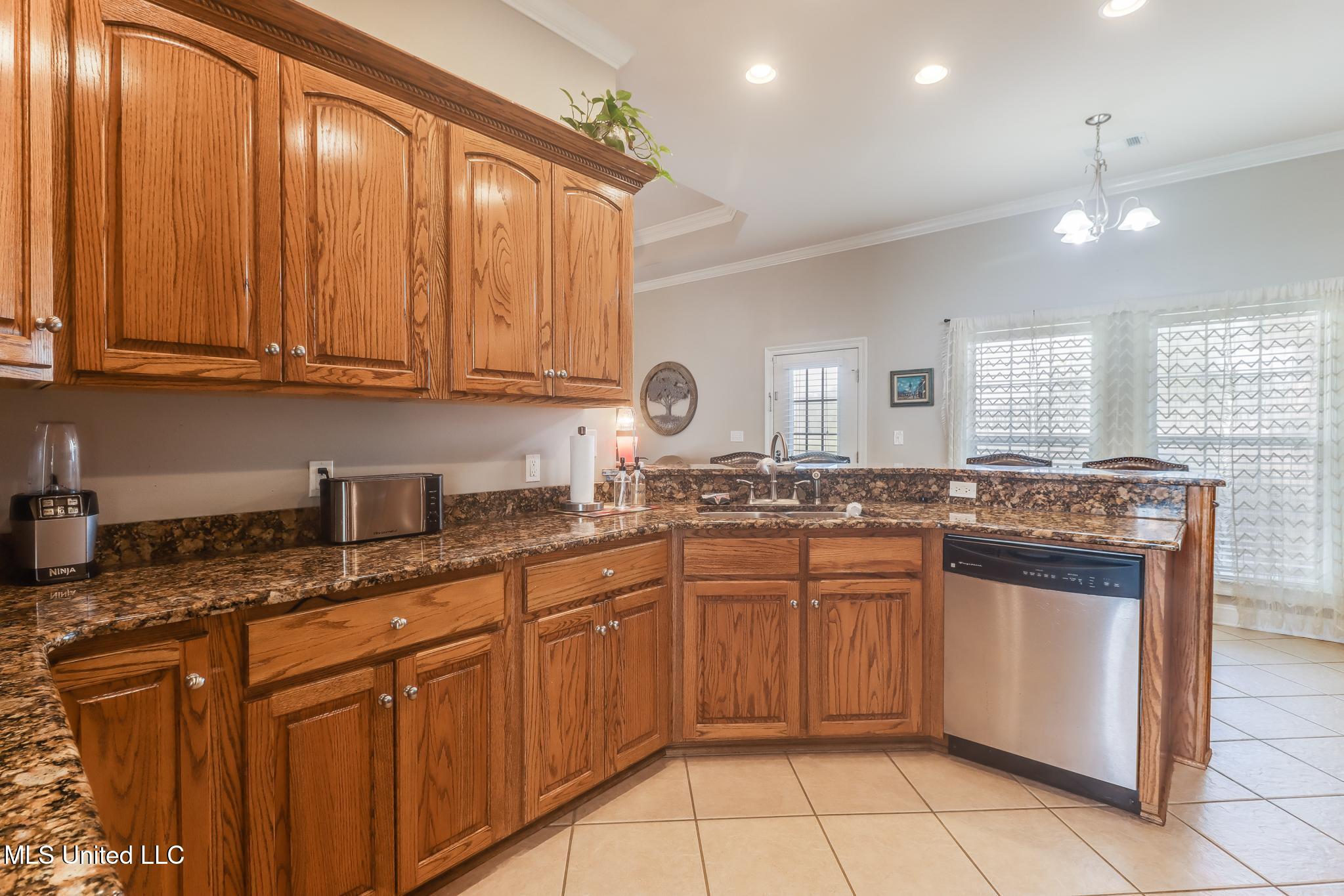 12009 Circle G Ranch Road Picayune, MS 39466 - Photo 10 of 24 IMG_0382