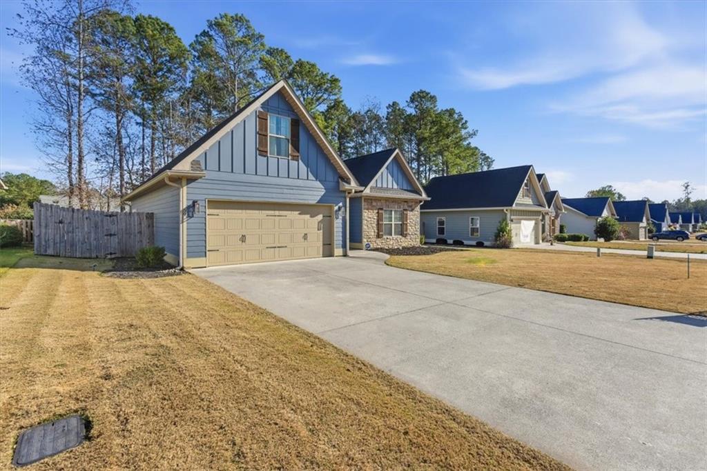 59 Round Rock Circle Northeast Rome, GA 30161 - Photo 3 of 46 a house with trees in front of it