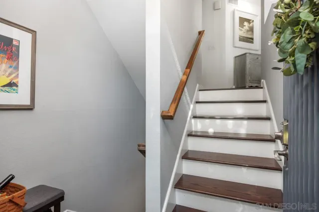 $1,225,000 | 960 Intrepid Court, Del Mar, CA 92014