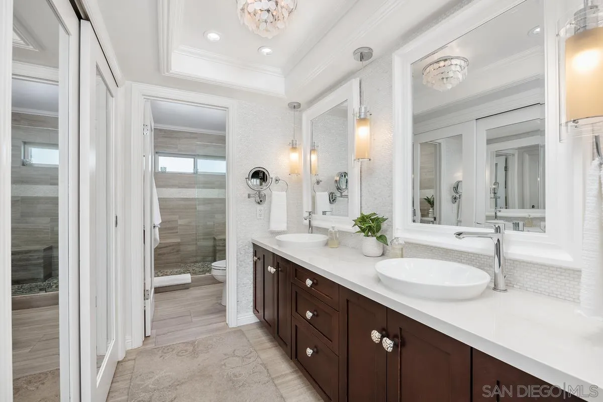 960 Intrepid Court Del Mar, CA 92014 - Photo 15 of 32