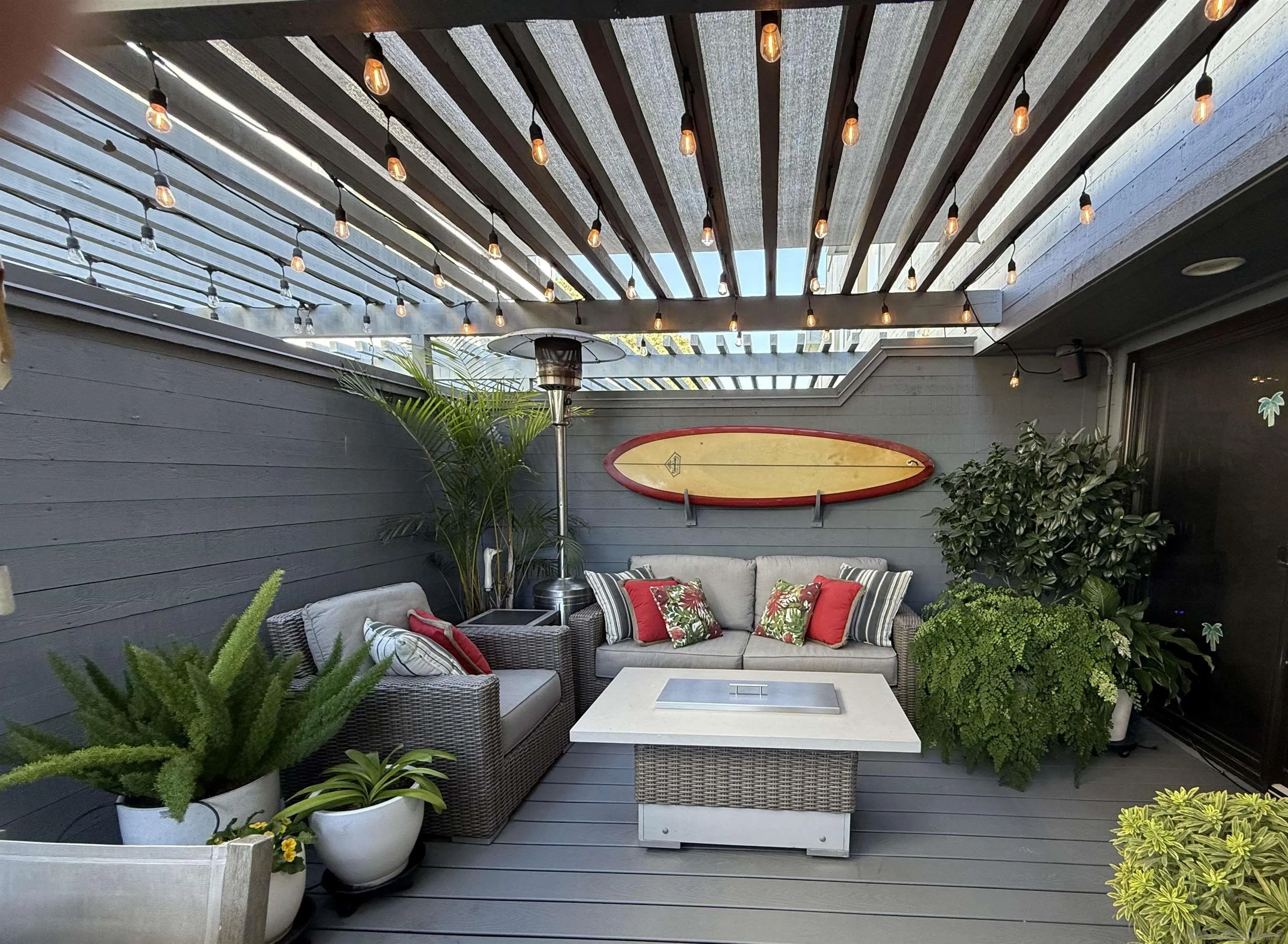 960 Intrepid Court Del Mar, CA 92014 - Photo 9 of 32