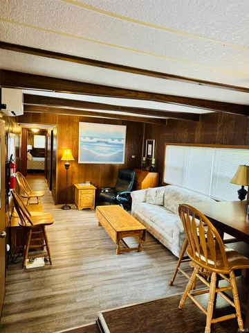 $150,000 | 29 EMS W14A Lane, North Webster, IN 46555