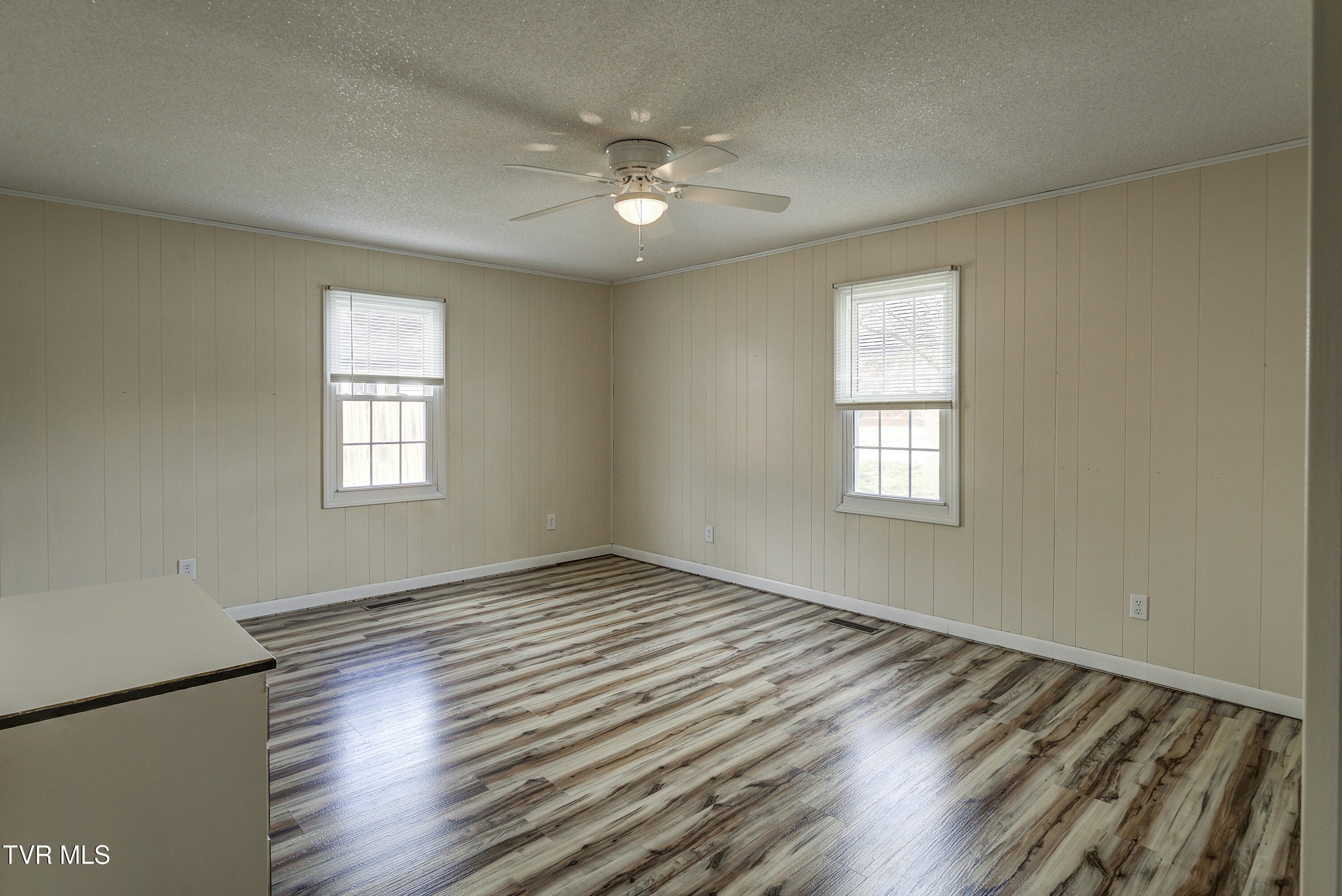 121 Smith Avenue Erwin, TN 37650 - Photo 12 of 38 Smith2-9