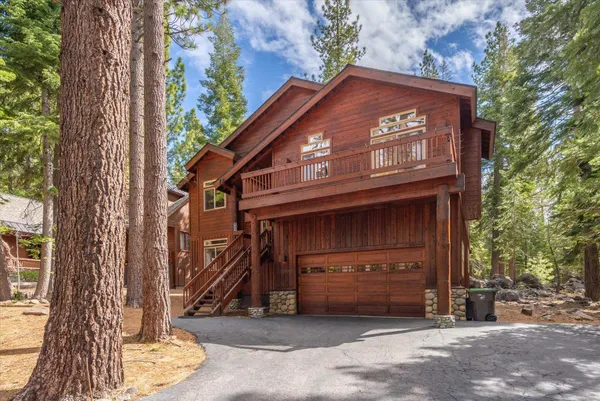 $1,399,000 | 11975 Brookstone Drive, Truckee, CA 96161