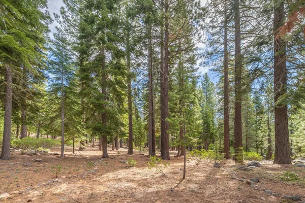 $1,399,000 | 11975 Brookstone Drive, Truckee, CA 96161