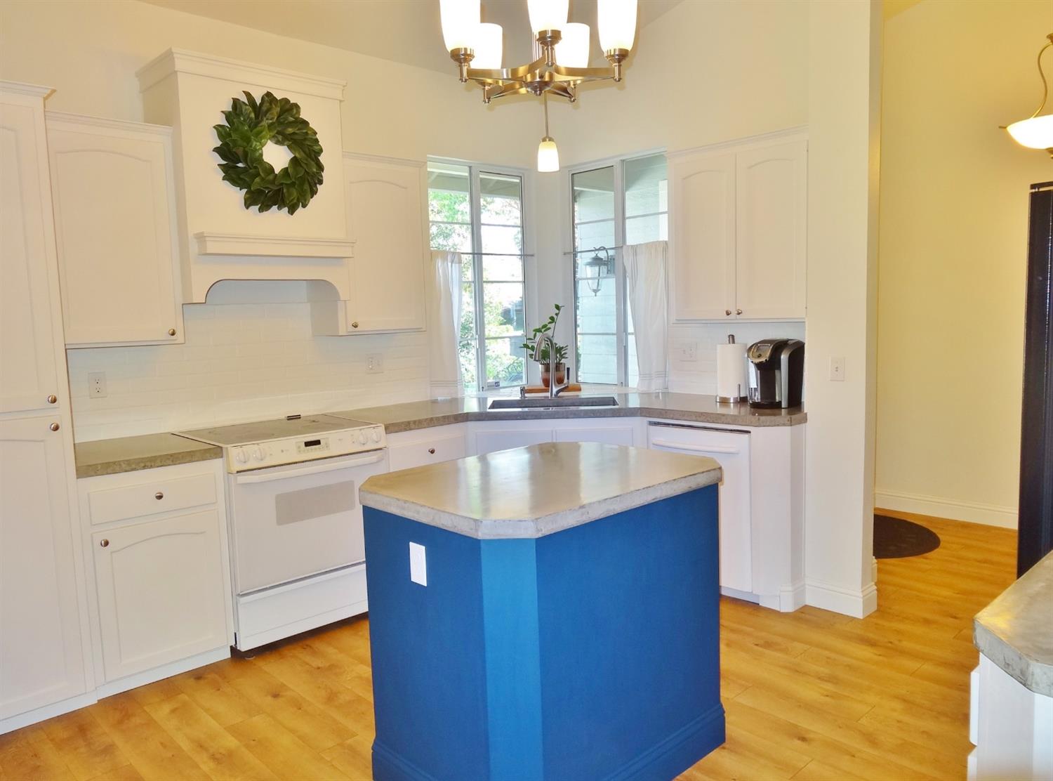 259 West Huntsman Avenue Reedley, CA 93654 - Photo 15 of 48 Gallery Image 15