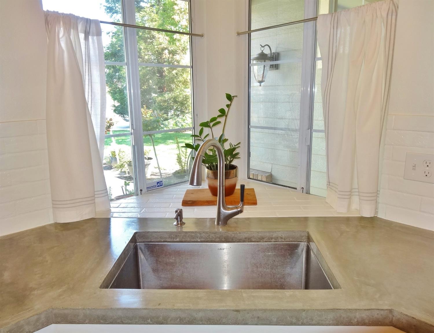 259 West Huntsman Avenue Reedley, CA 93654 - Photo 18 of 48 Gallery Image 18