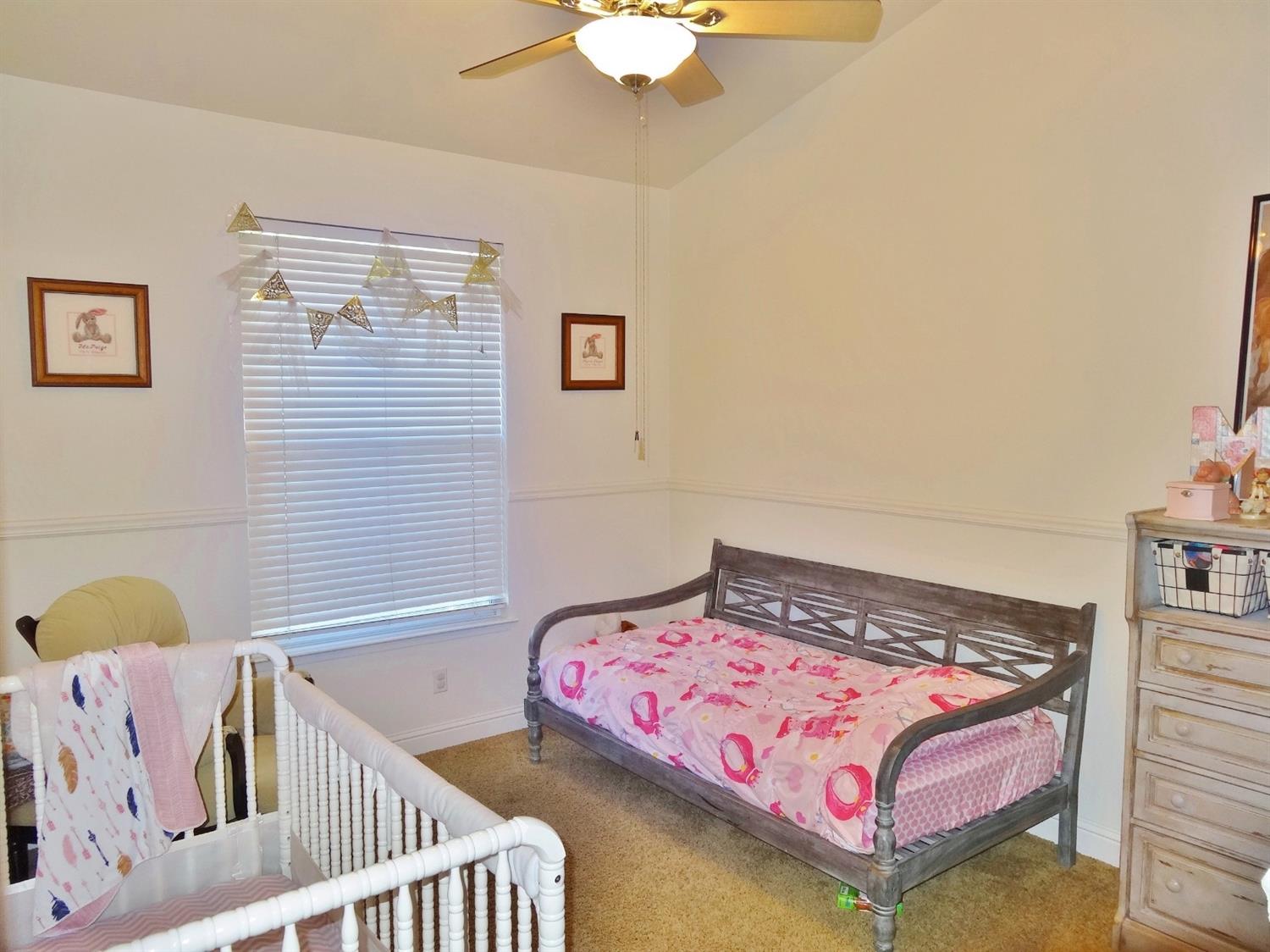 259 West Huntsman Avenue Reedley, CA 93654 - Photo 26 of 48 Gallery Image 26