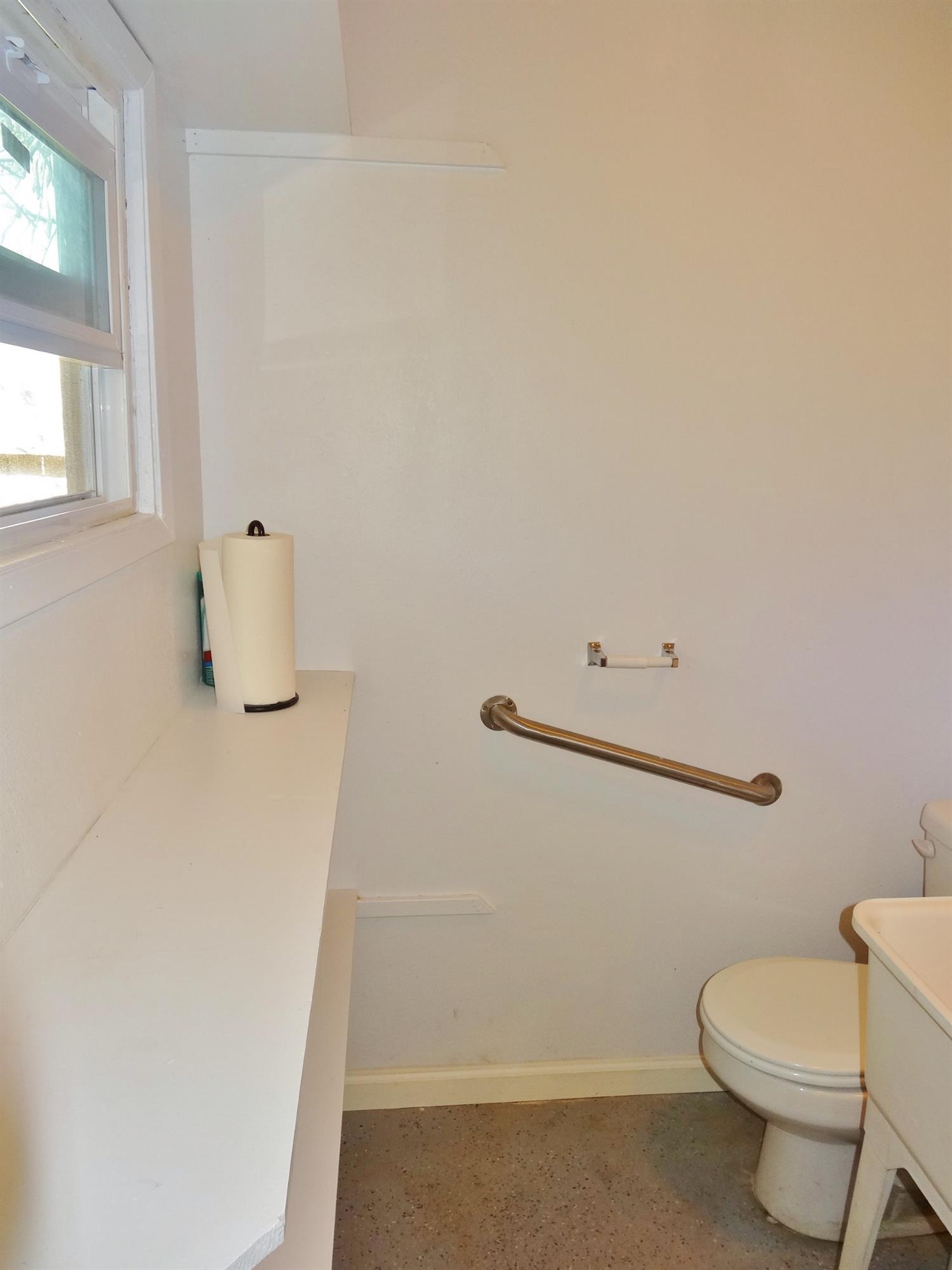 259 West Huntsman Avenue Reedley, CA 93654 - Photo 46 of 48 Gallery Image 46
