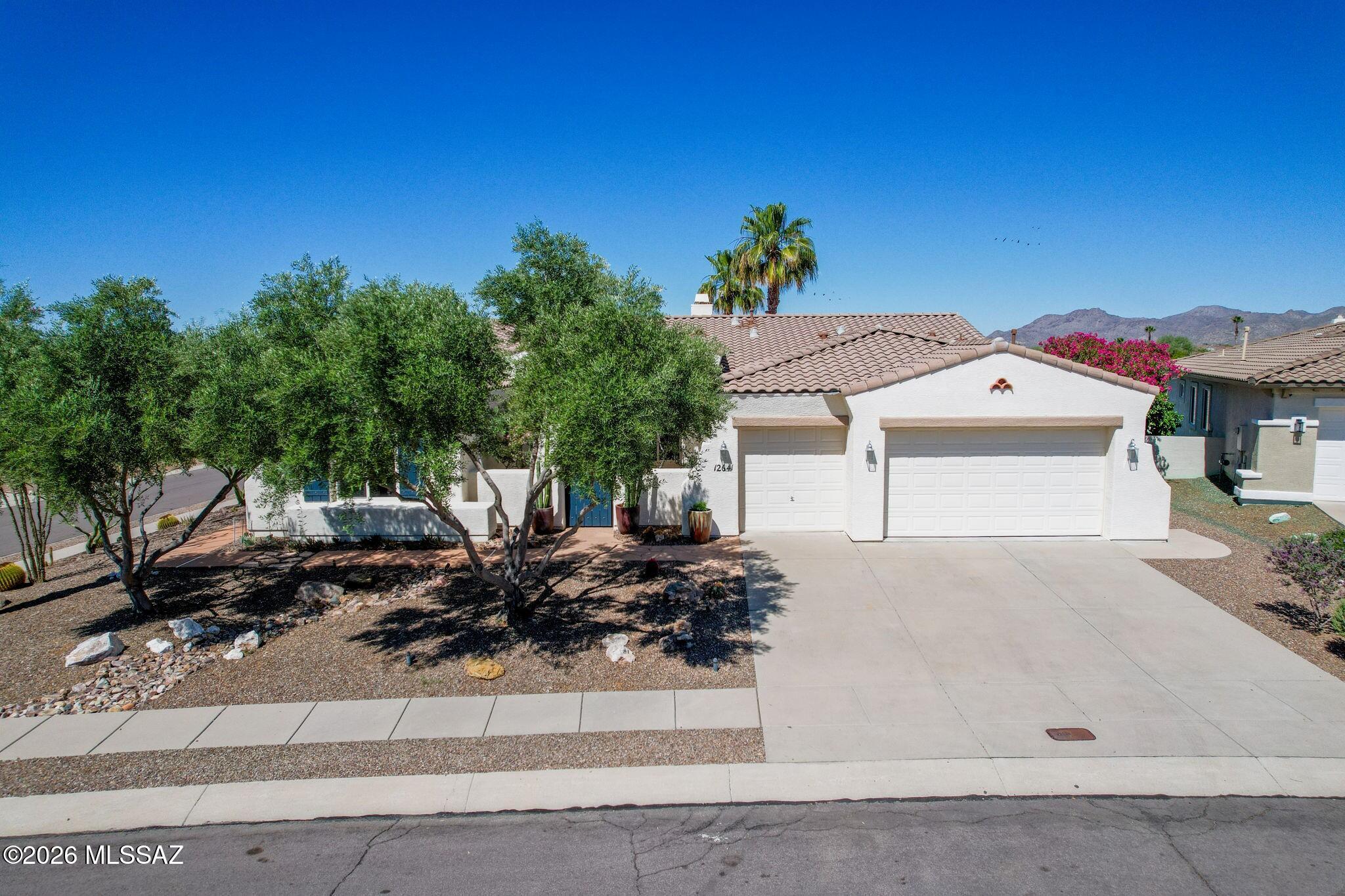 12641 North Rock Creek Road Oro Valley, AZ 85755 - Photo 41 of 48 Front View