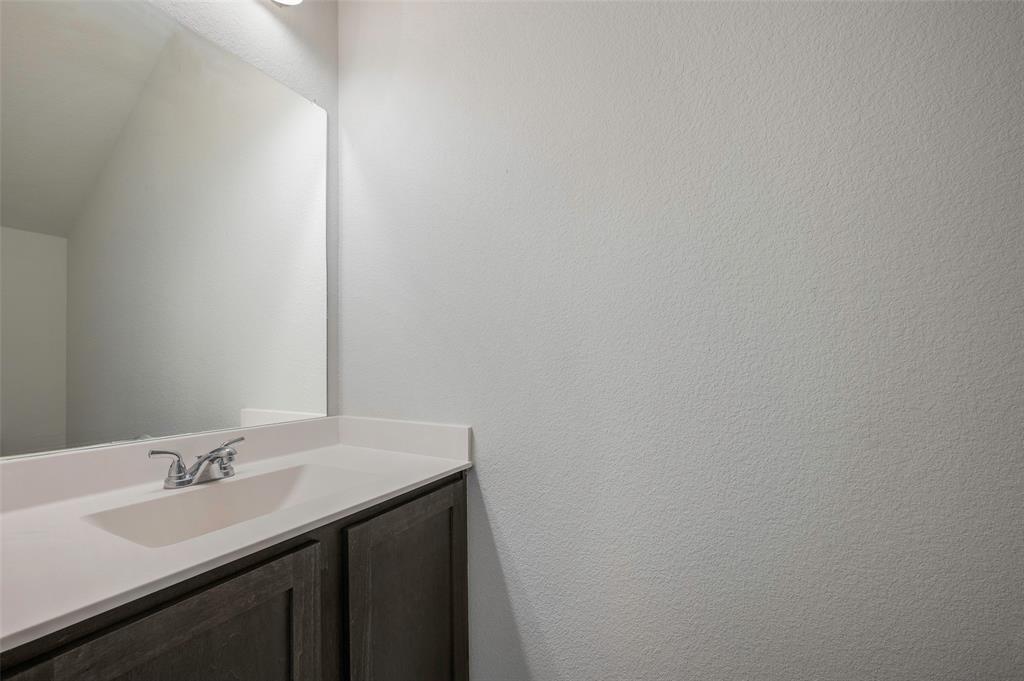 519 Mockingbird Lane Denton, TX 76209 - Photo 8 of 17