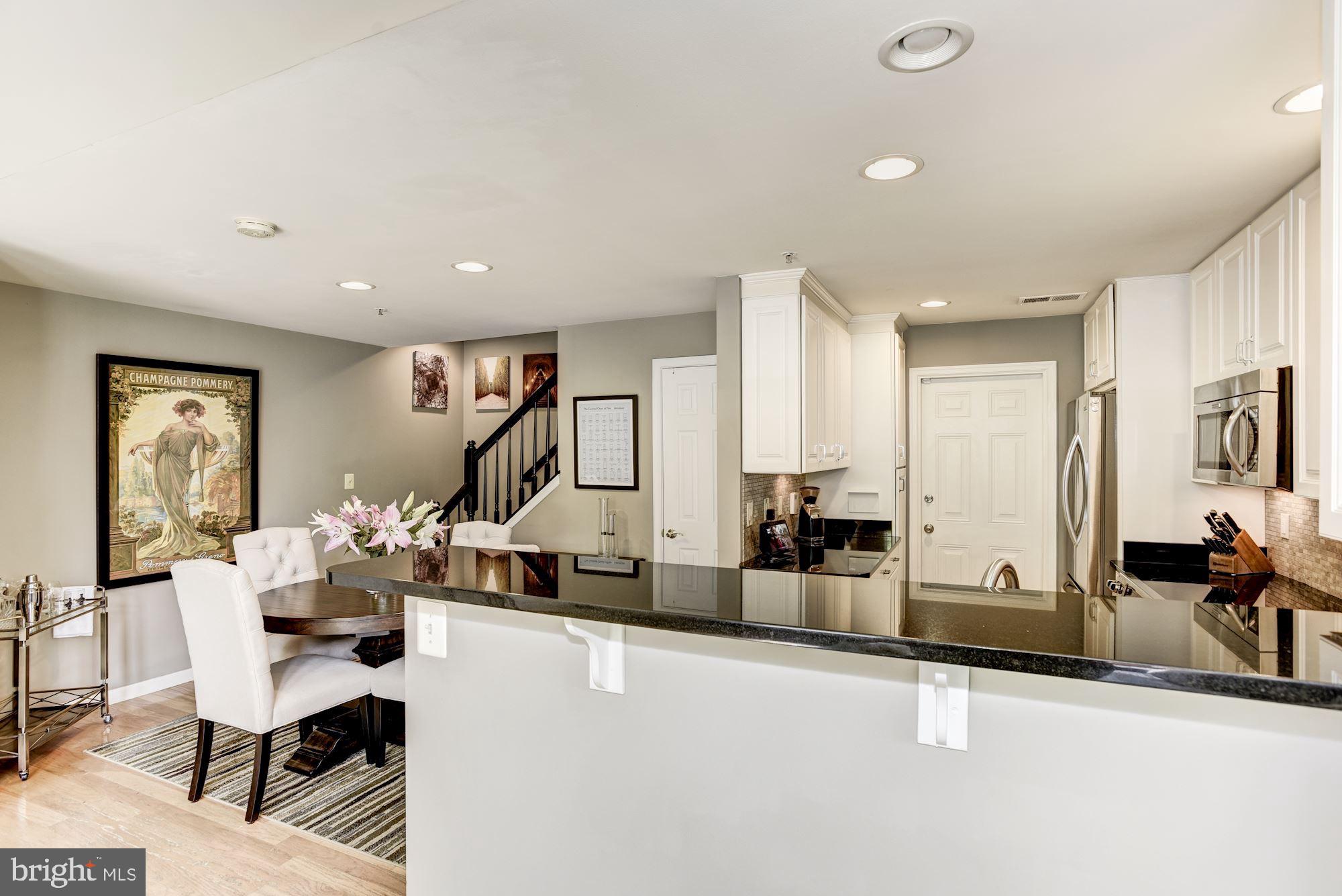 12085 Trumbull Way, Unit 20851 Reston, VA 20190 - Photo 10 of 32 Gallery Image 10