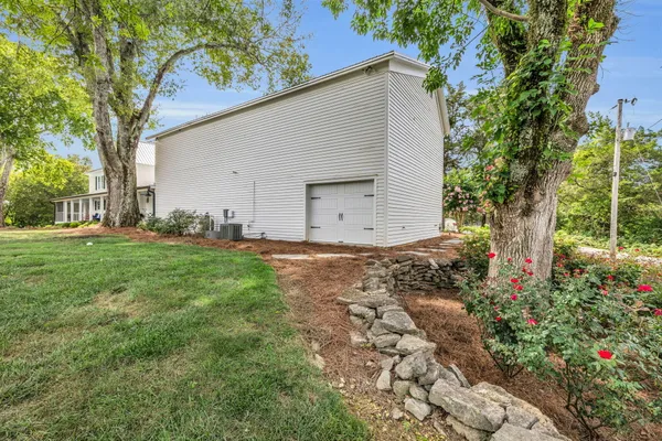 $999,900 | 680 Glass Mill Road, Chickamauga, GA 30707