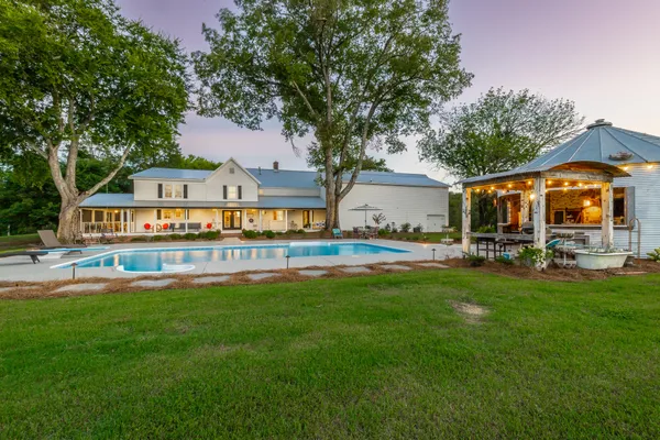 $999,900 | 680 Glass Mill Road, Chickamauga, GA 30707