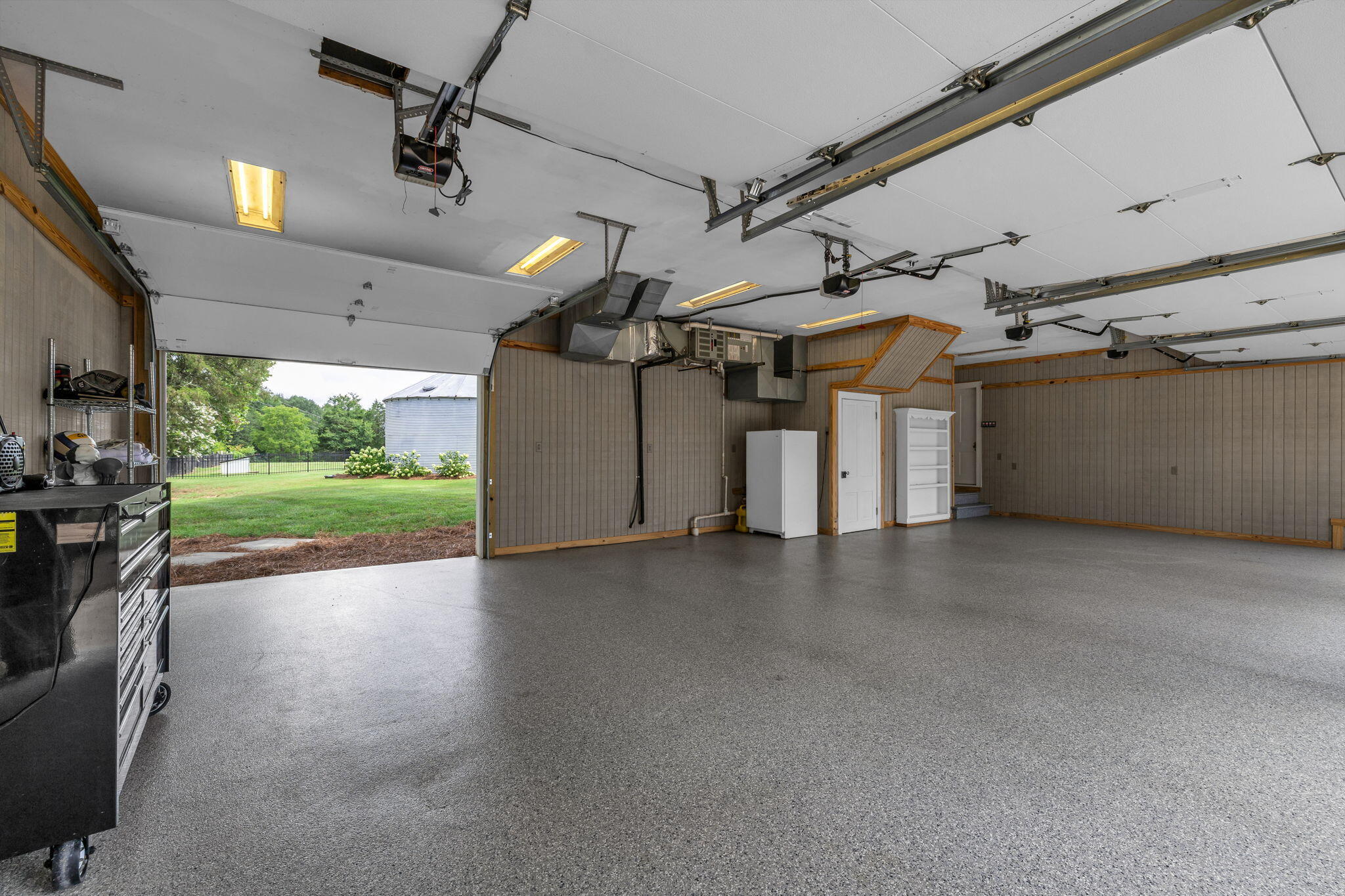 680 Glass Mill Road Chickamauga, GA 30707 - Photo 40 of 91 Rear Garage Door