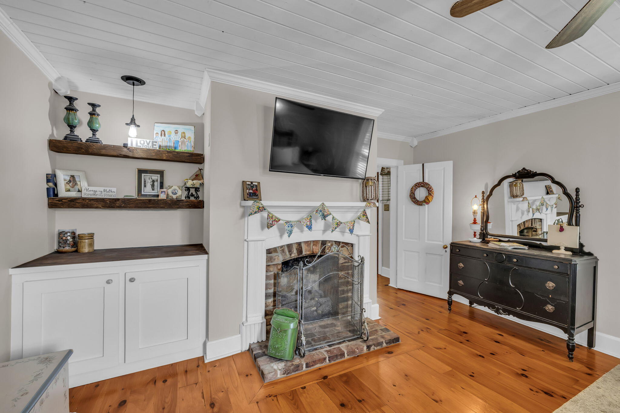 680 Glass Mill Road Chickamauga, GA 30707 - Photo 57 of 91 Primary Bedroom