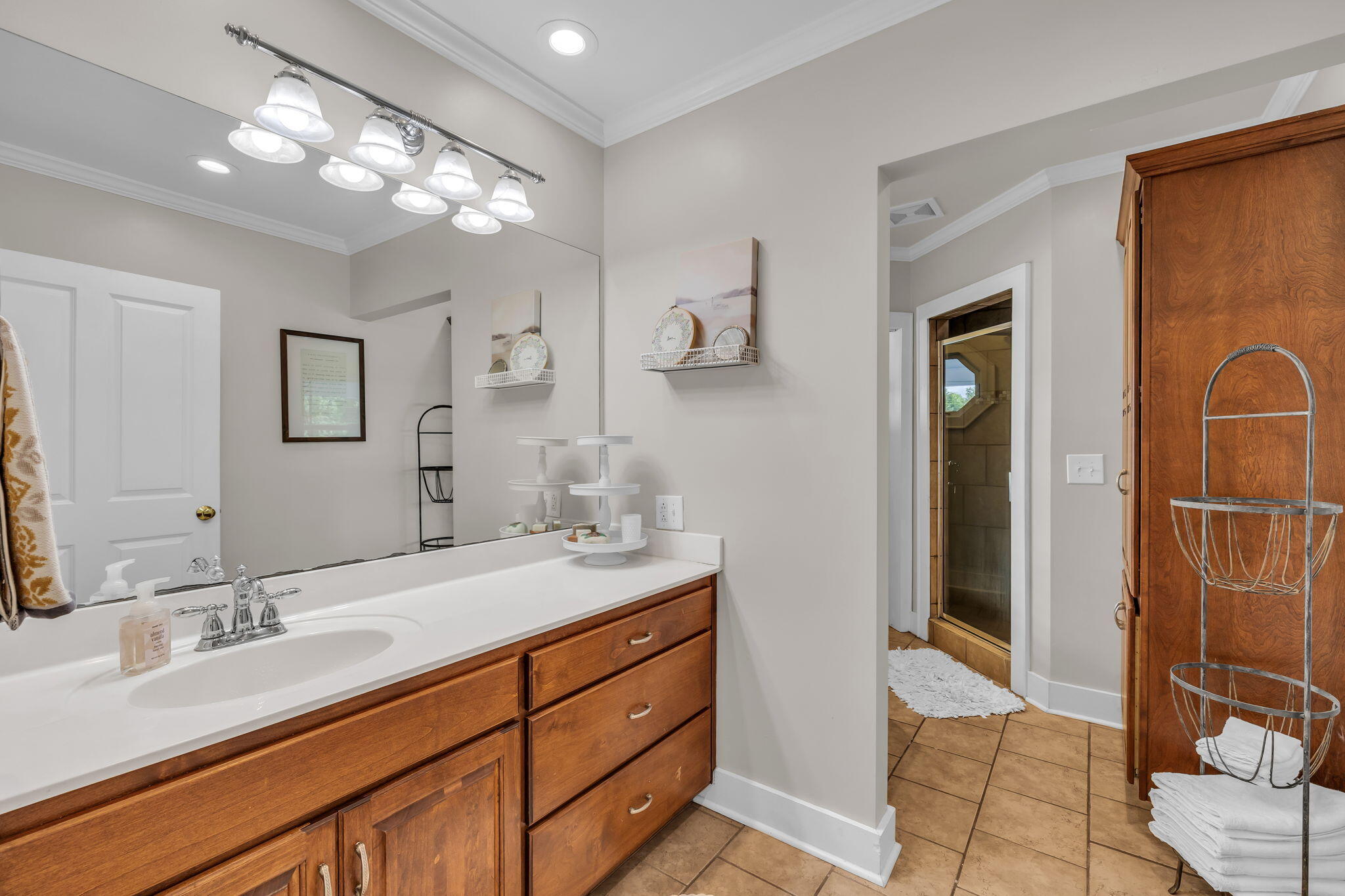 680 Glass Mill Road Chickamauga, GA 30707 - Photo 59 of 91 En Suite Bath