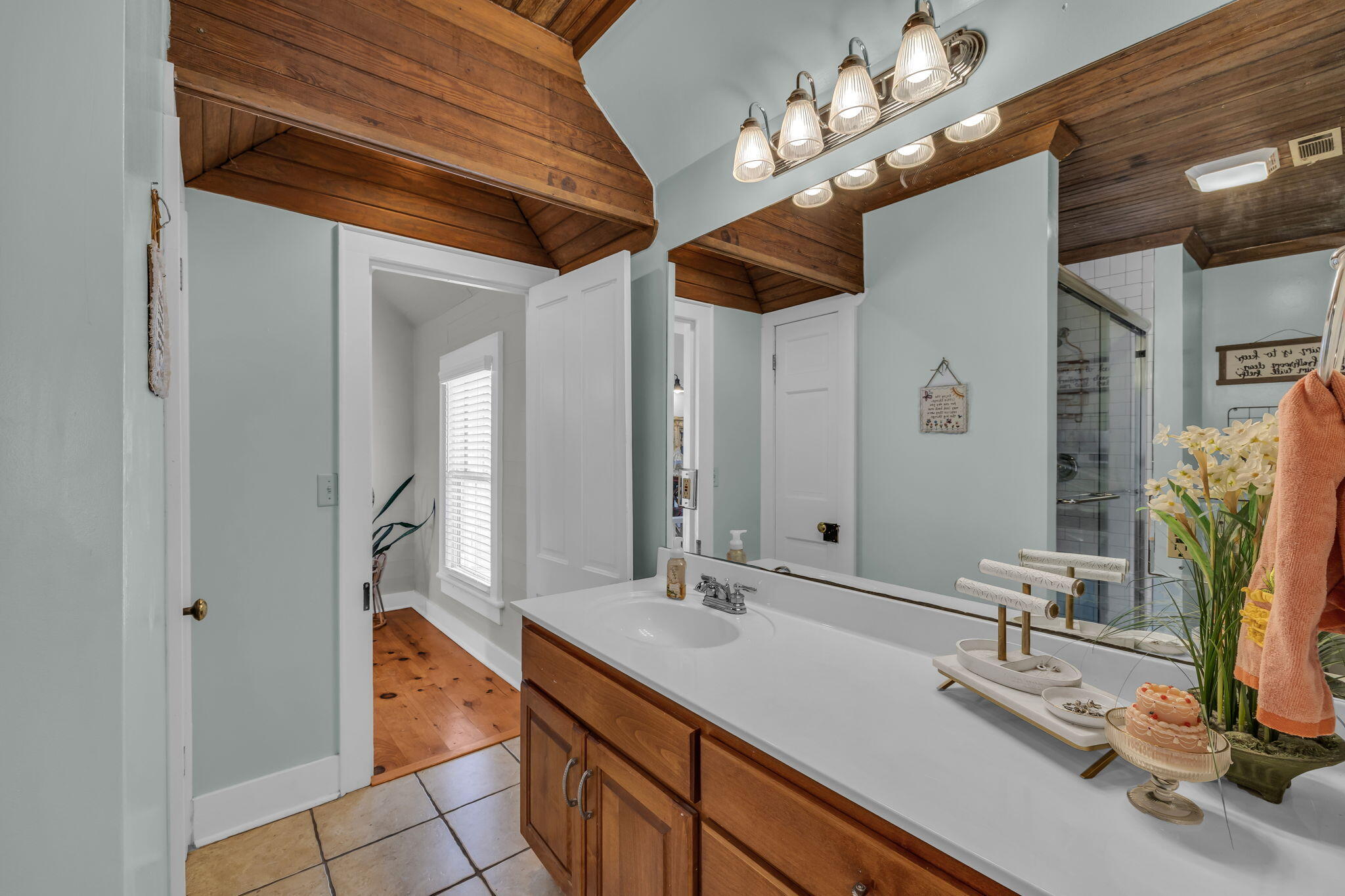 680 Glass Mill Road Chickamauga, GA 30707 - Photo 78 of 91 Full Bathroom