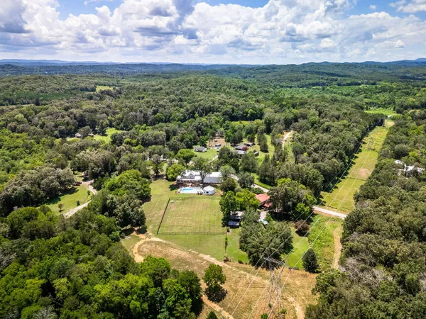 $999,900 | 680 Glass Mill Road, Chickamauga, GA 30707