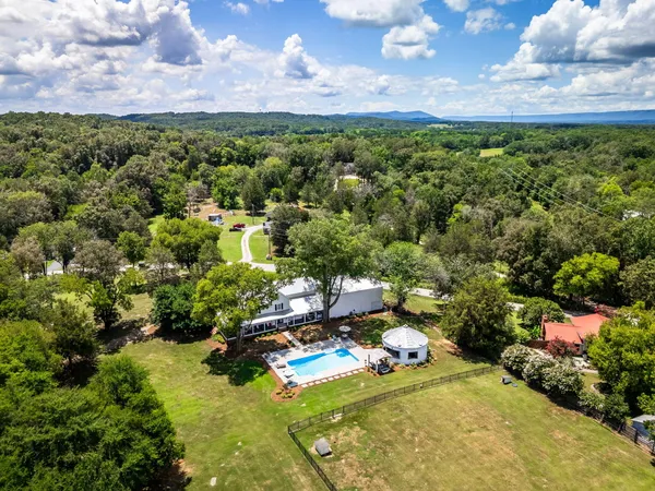 $999,900 | 680 Glass Mill Road, Chickamauga, GA 30707