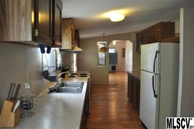7916 Riverbend Road Claremont, NC 28610 - Photo 8 of 13 Gallery Image 8