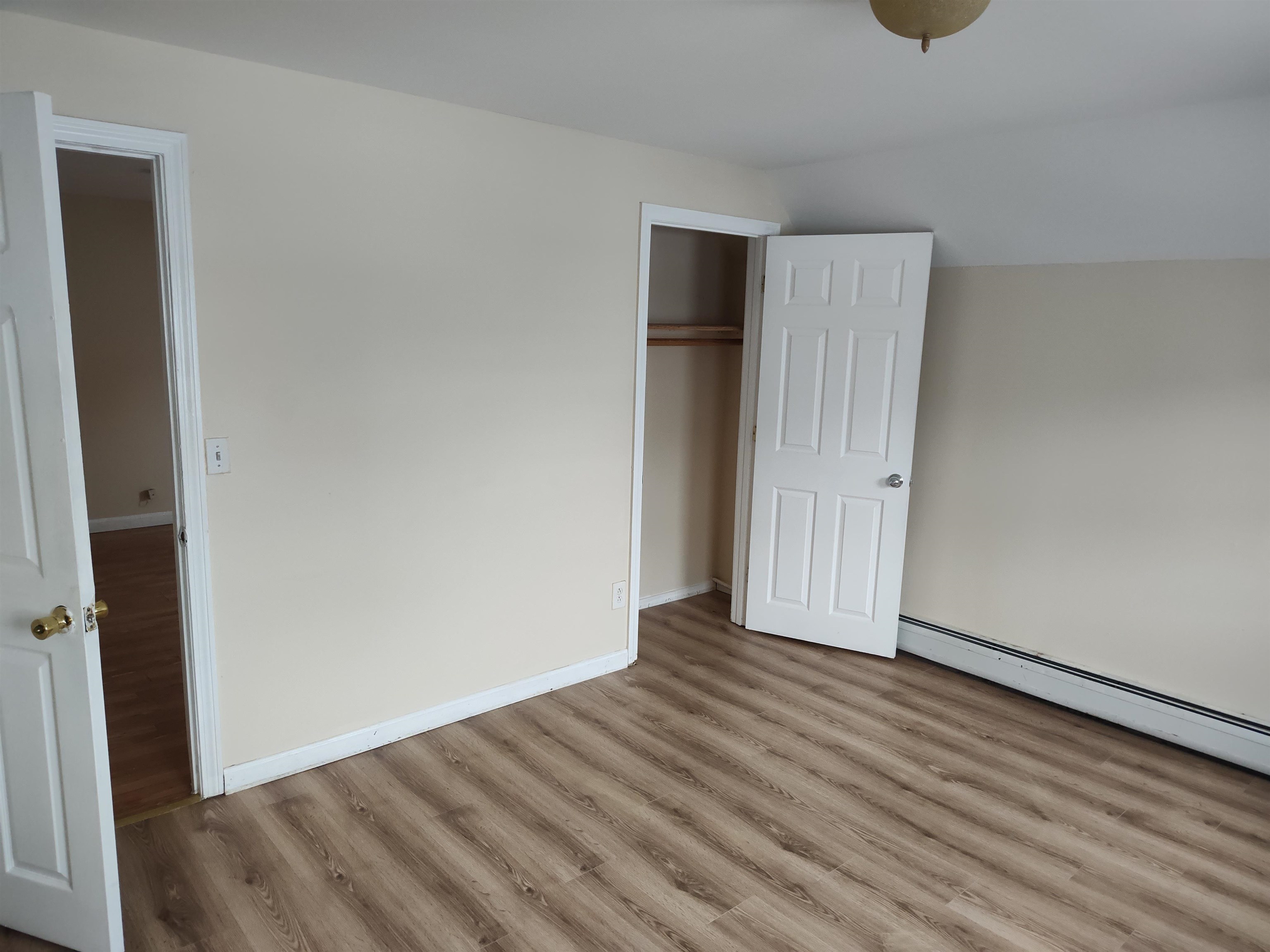 426 Manchester Street Manchester, NH 03103 - Photo 13 of 14