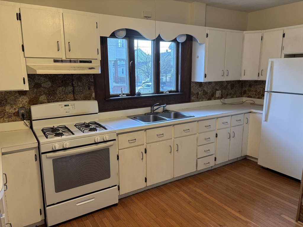 32-34 Pinkham Road Medford, MA 02155 - Photo 6 of 11 Gallery Image 6