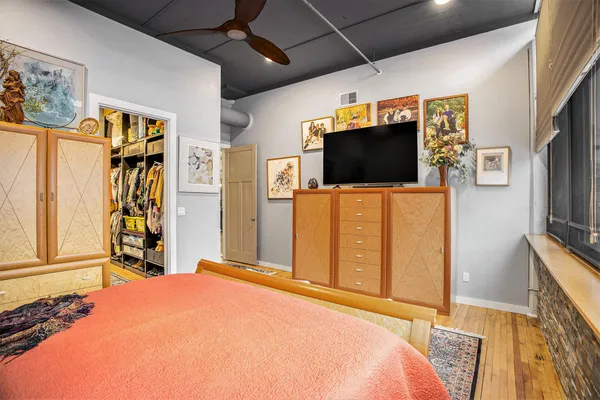 $335,000 | 109 West Washington Avenue, Unit 8, Jackson, MI 49201