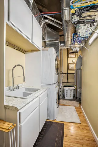 $349,900 | 109 West Washington Avenue, Unit 8, Jackson, MI 49201