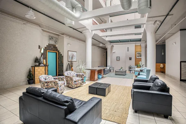 $335,000 | 109 West Washington Avenue, Unit 8, Jackson, MI 49201