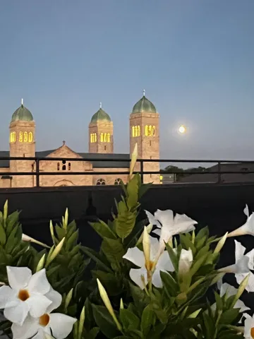 $349,900 | 109 West Washington Avenue, Unit 8, Jackson, MI 49201