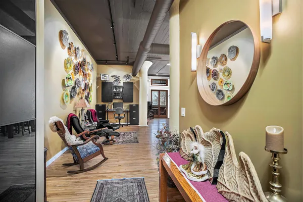 $335,000 | 109 West Washington Avenue, Unit 8, Jackson, MI 49201