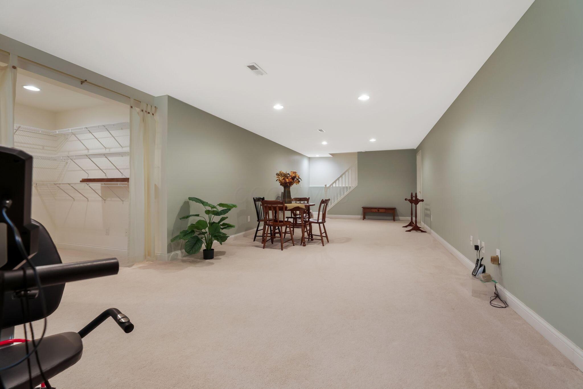 4609 Refugee Road Baltimore, OH 43105 - Photo 65 of 94 Lower Level