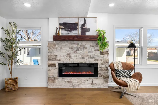 $128,900 | 5637 Fairfax Lane, Boise, ID 83714