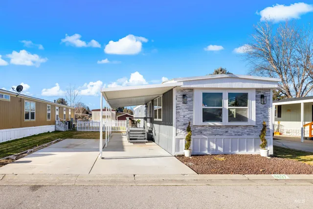 $128,900 | 5637 Fairfax Lane, Boise, ID 83714