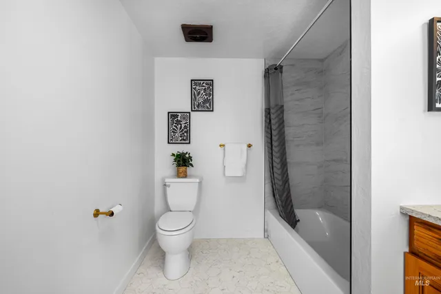 $128,900 | 5637 Fairfax Lane, Boise, ID 83714