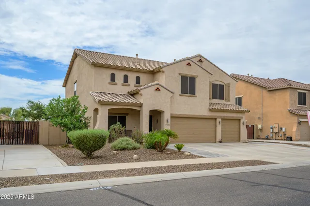$575,000 | 14175 West Mandalay Lane, Surprise, AZ 85379