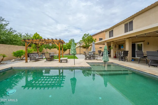 $575,000 | 14175 West Mandalay Lane, Surprise, AZ 85379