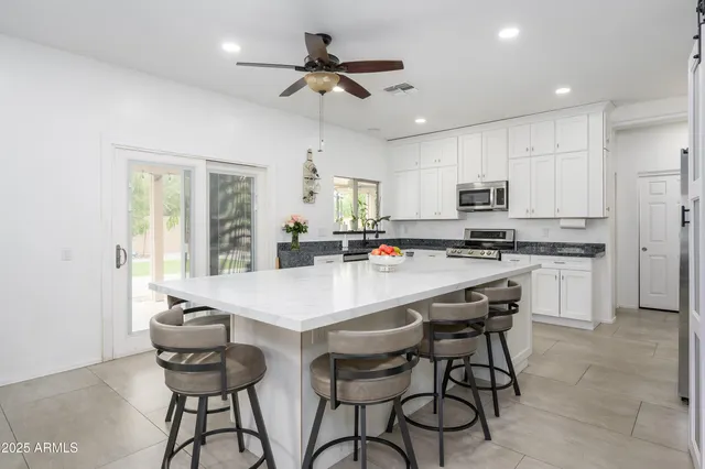 $575,000 | 14175 West Mandalay Lane, Surprise, AZ 85379