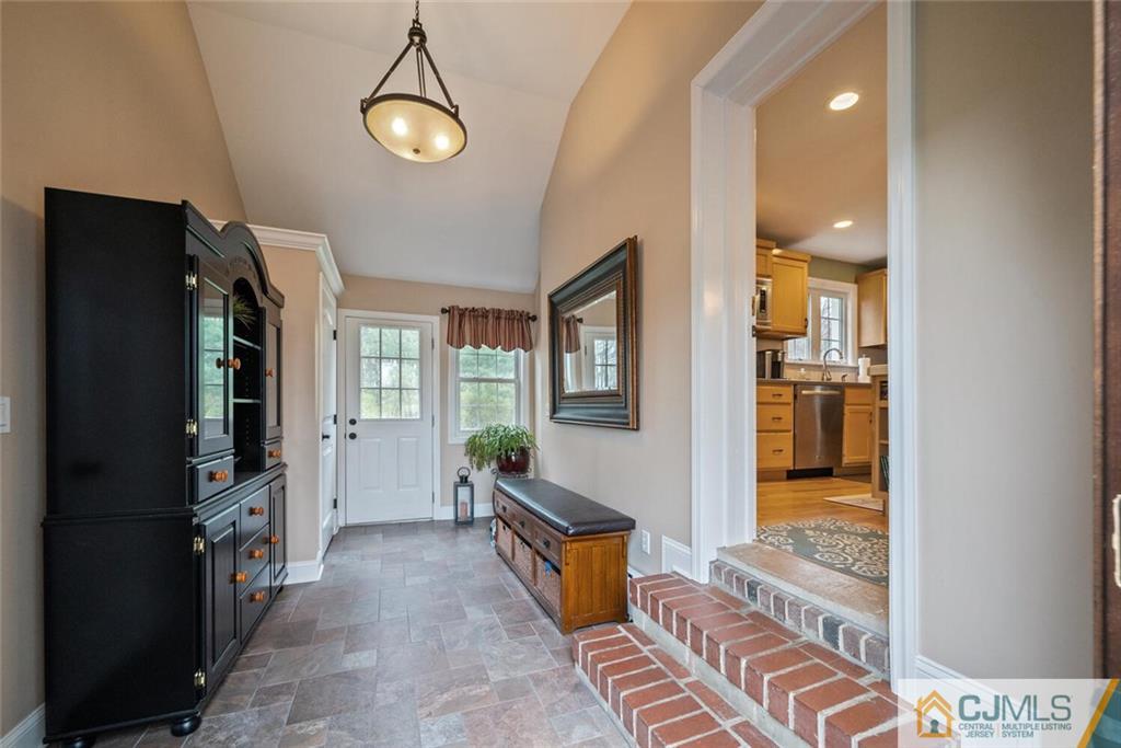 665 Ridge Road Monmouth Junction, NJ 08852 - Photo 3 of 22