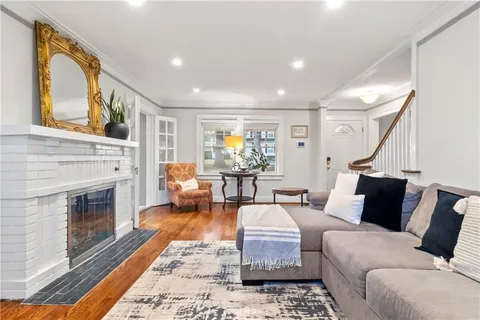 $435,000 | 6415 Washington Street, Kansas City, MO 64113