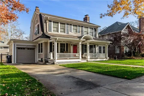$435,000 | 6415 Washington Street, Kansas City, MO 64113