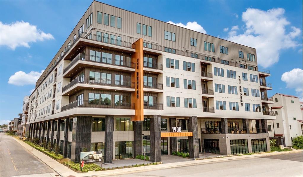 1900 South Ervay Street, Unit 508 Dallas, TX 75215 - Photo 39 of 39 a front view of a building