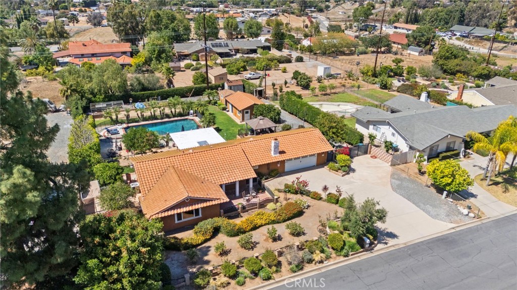 16520 Wagon Wheel Drive Riverside, CA 92506 - Photo 2 of 56