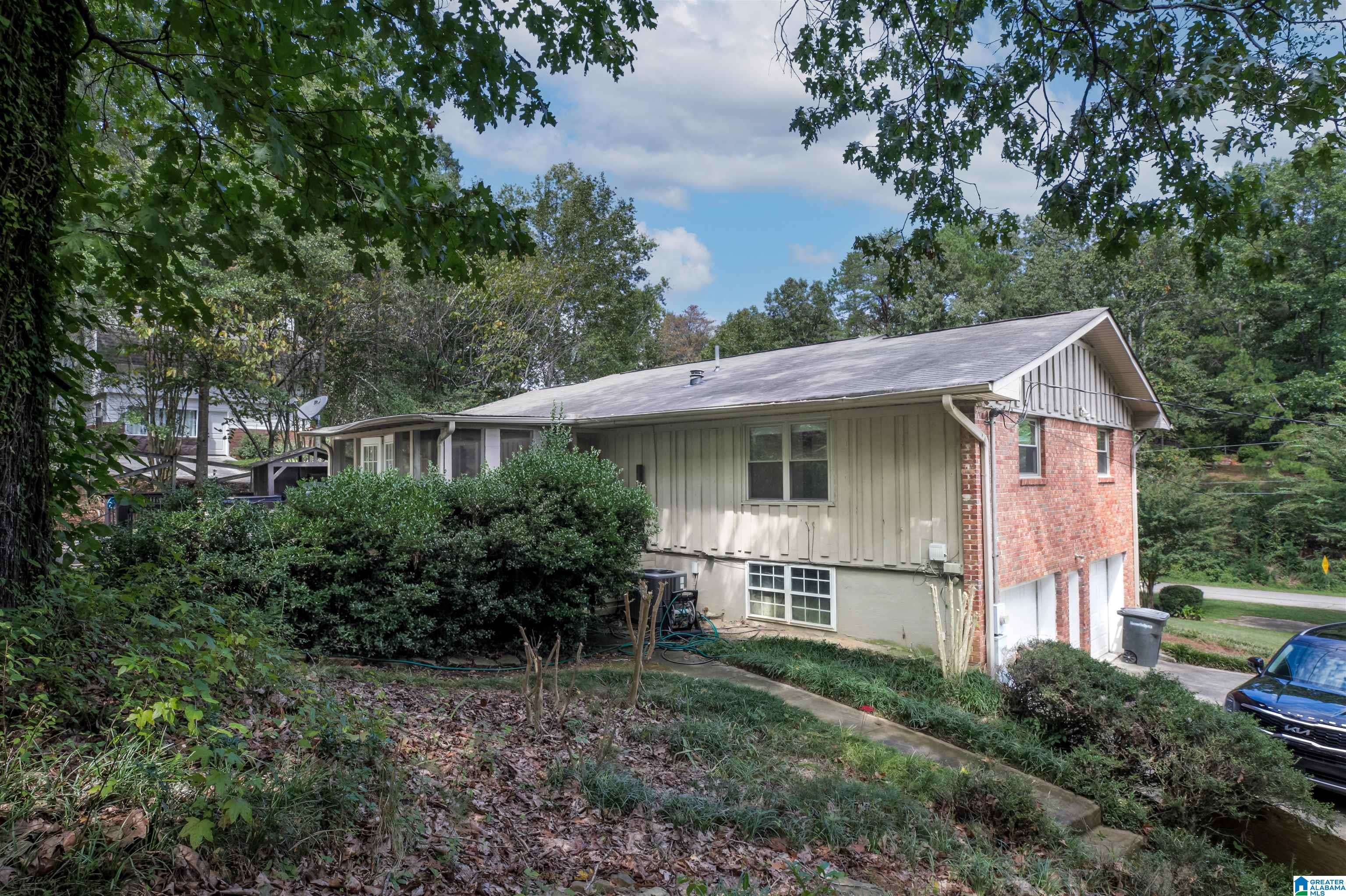 455 McGuire Road Pelham, AL 35124 - Photo 17 of 36