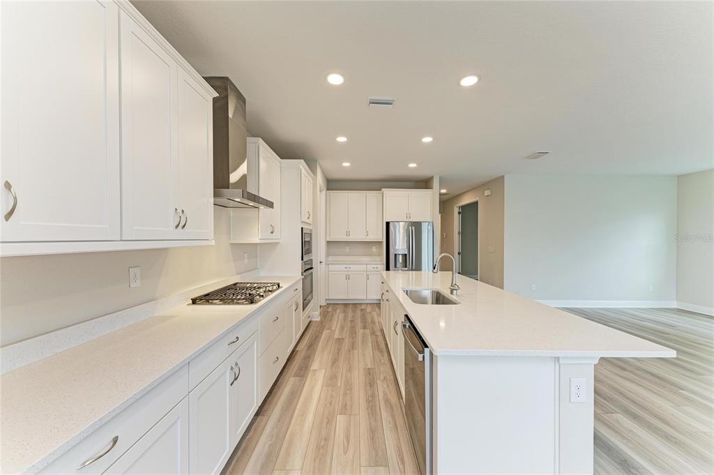 17915 Cropside Trail Lakewood Ranch, FL 34211 - Photo 14 of 33