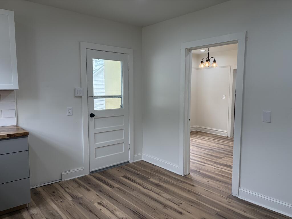 277 Main Street Hinton, WV 25951 - Photo 15 of 39 Gallery Image 15
