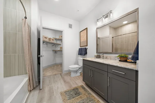 $1,650 | 650 Sgt Ed Holcomb Boulevard North, Unit 2B7102, Conroe, TX 77304