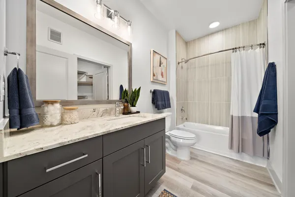 $1,650 | 650 Sgt Ed Holcomb Boulevard North, Unit 2B7102, Conroe, TX 77304